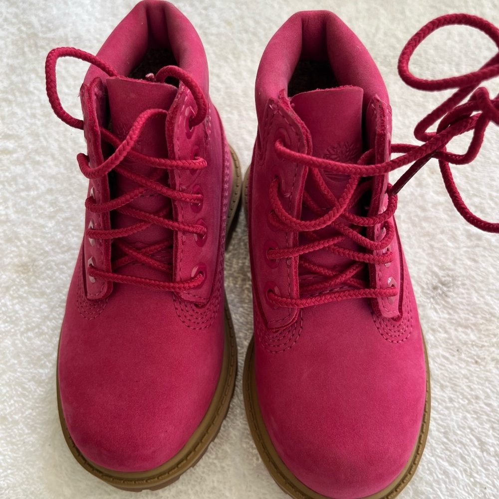 Timberland Fuchsia Lace-Up Boots